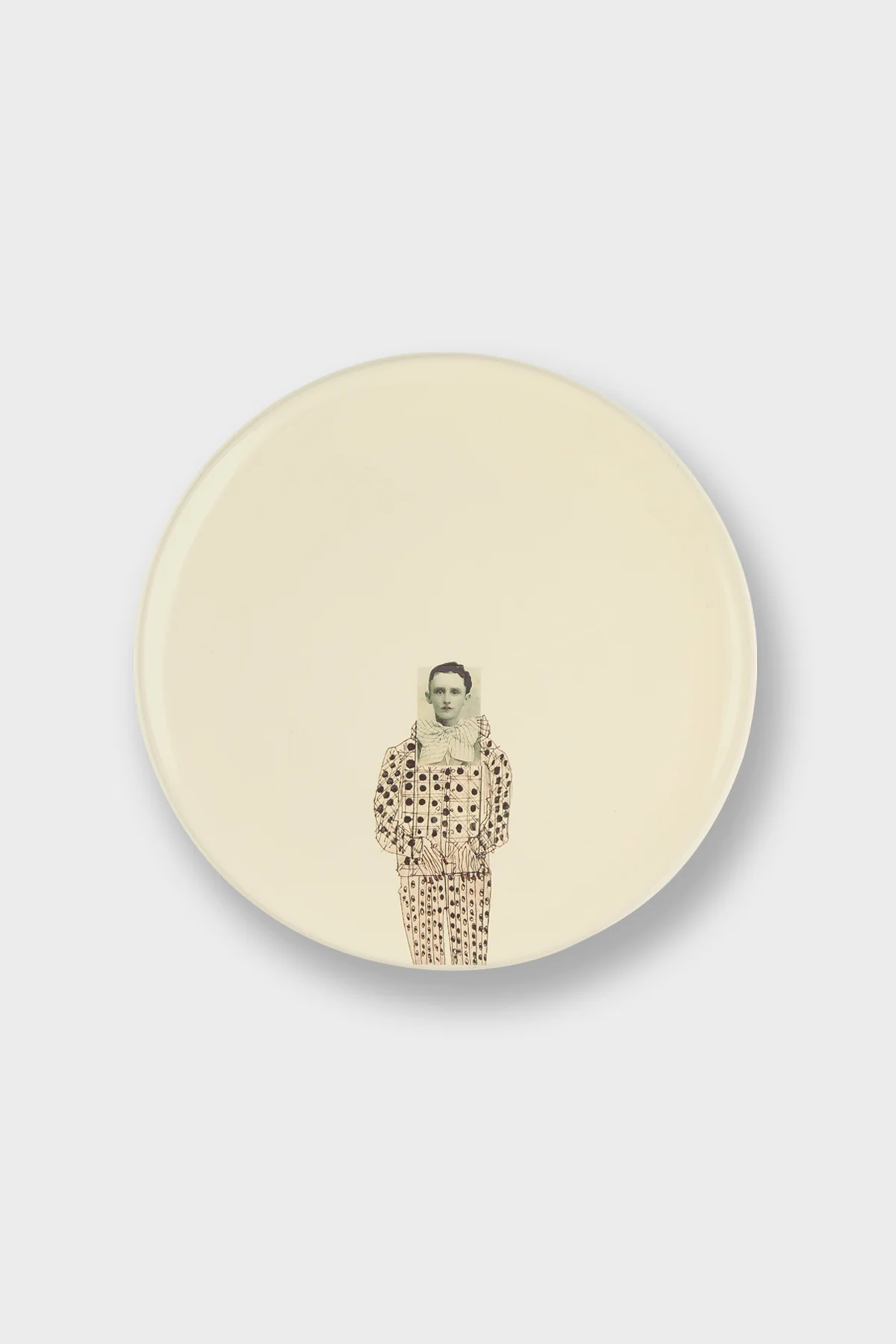 Set of three bread plates - Image 3