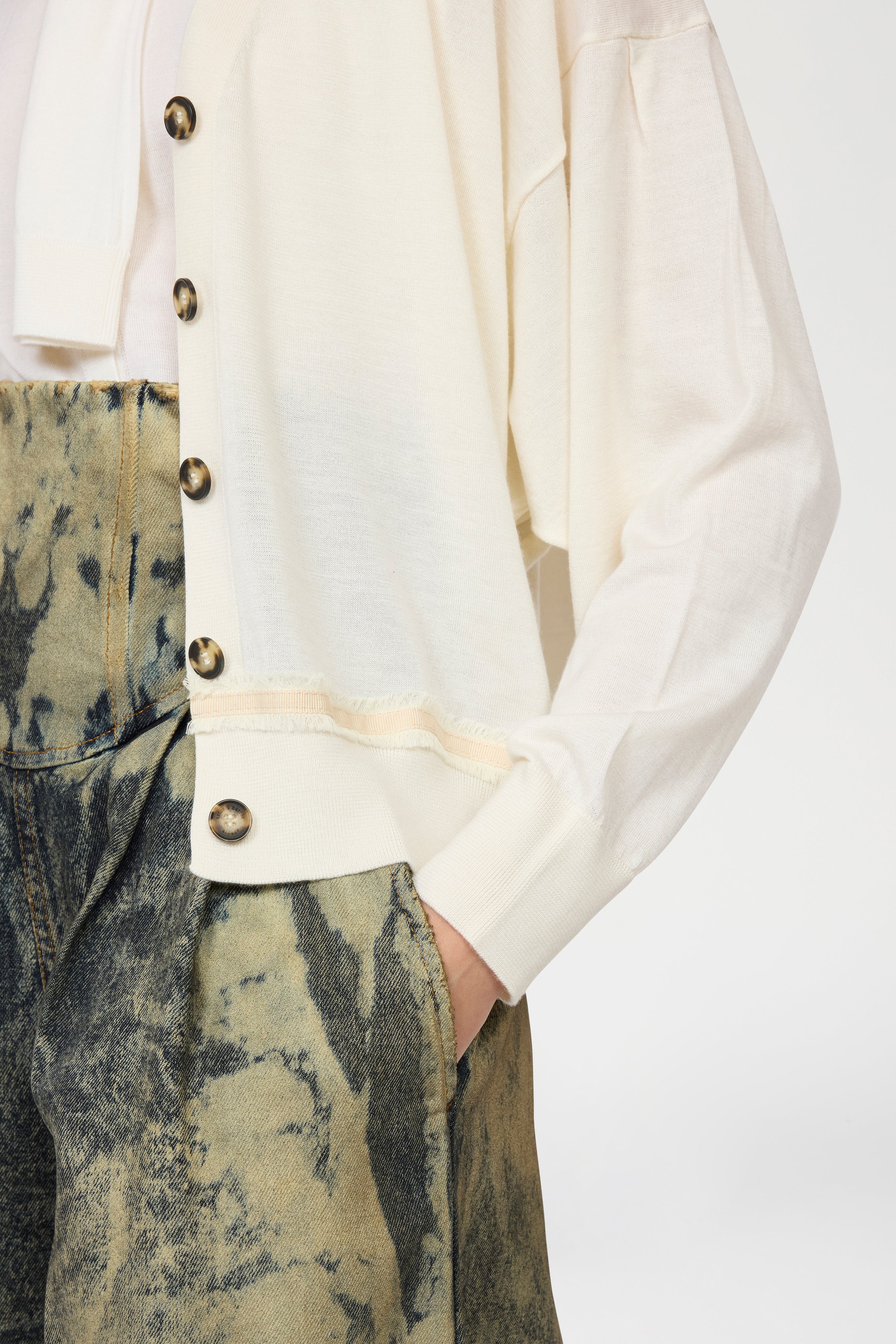 Ivory Cashmere V-neck Cardigan - Image 4