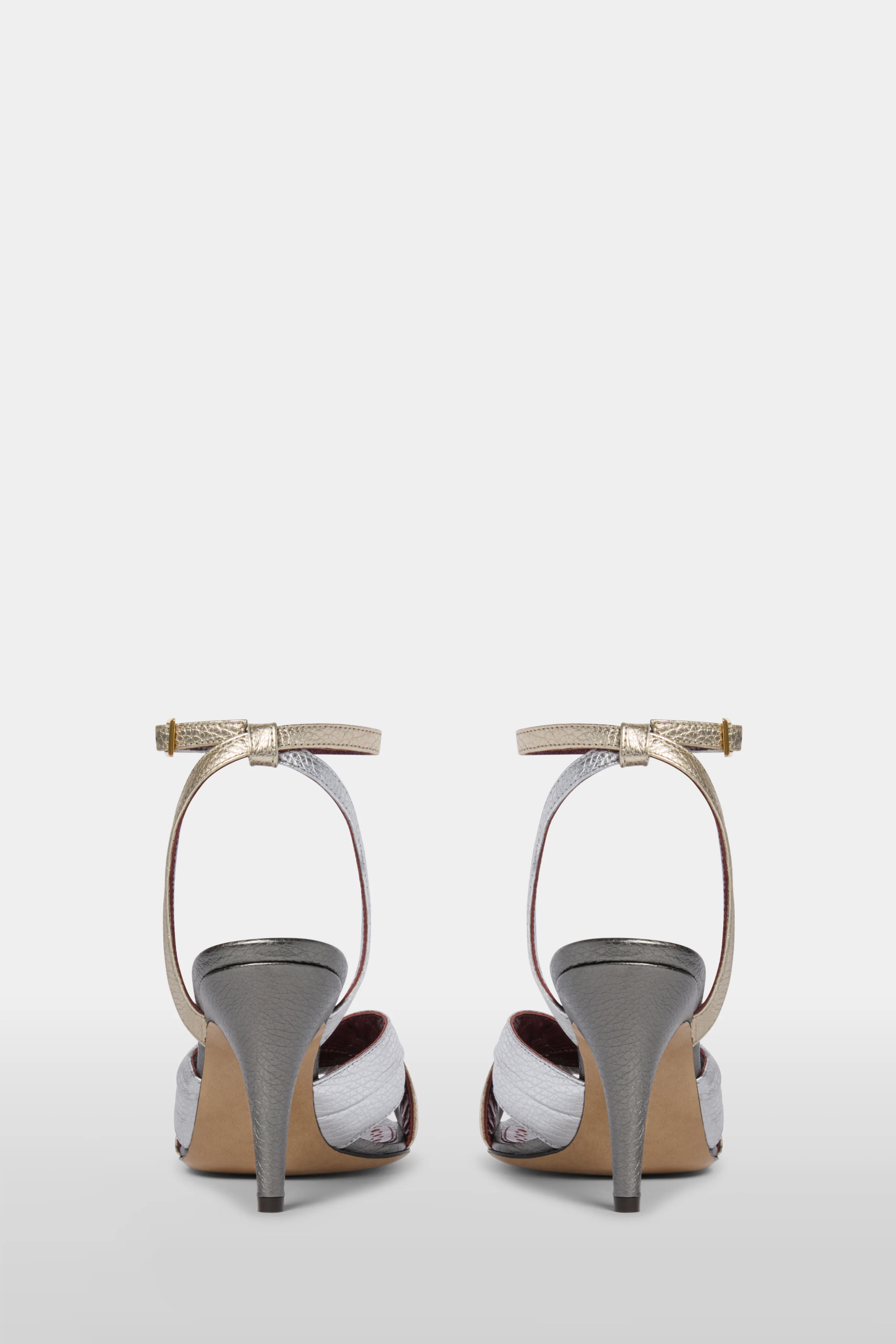 Curvy - Image 7