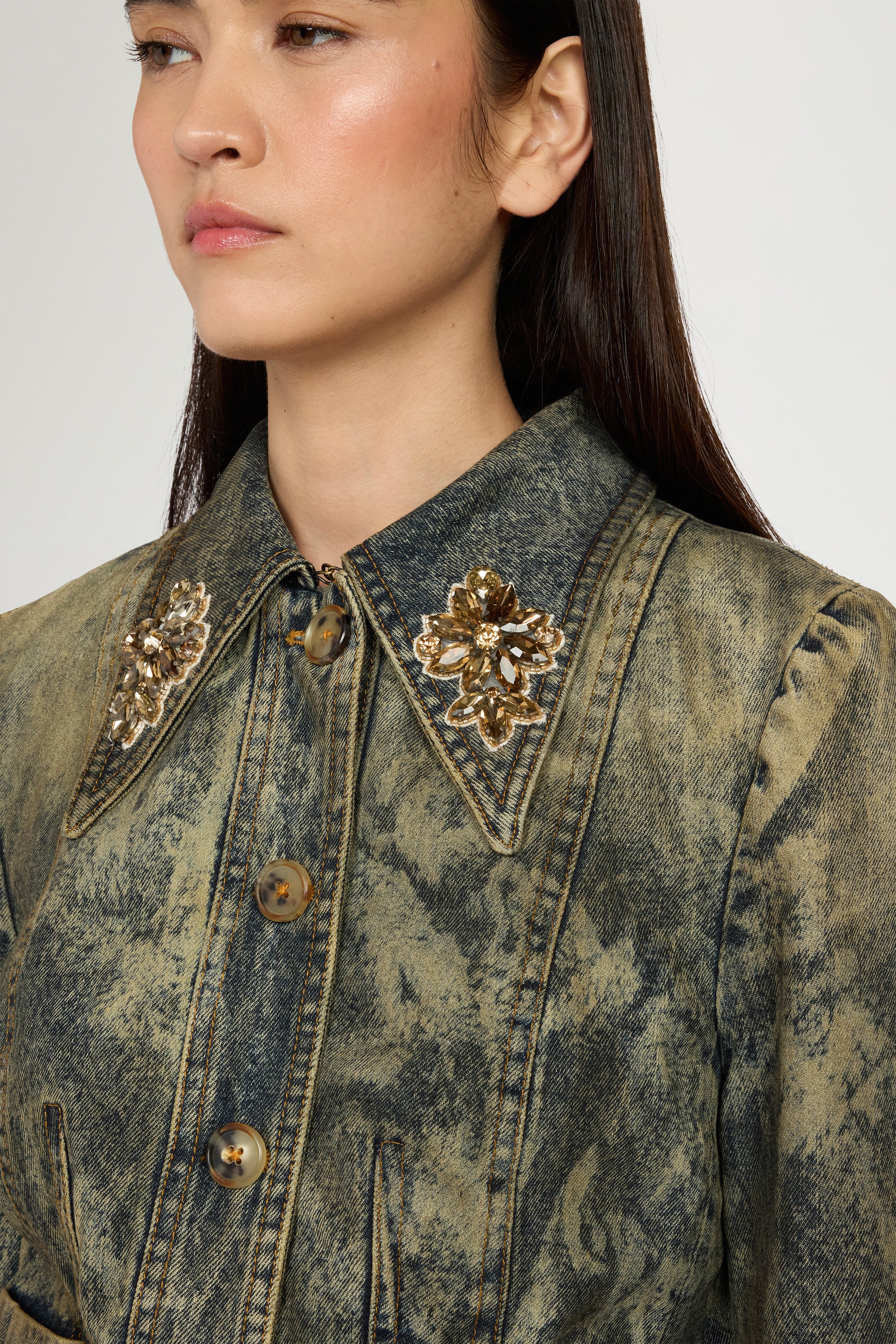 Embellished Slim-Fit Denim Jacket - Image 4