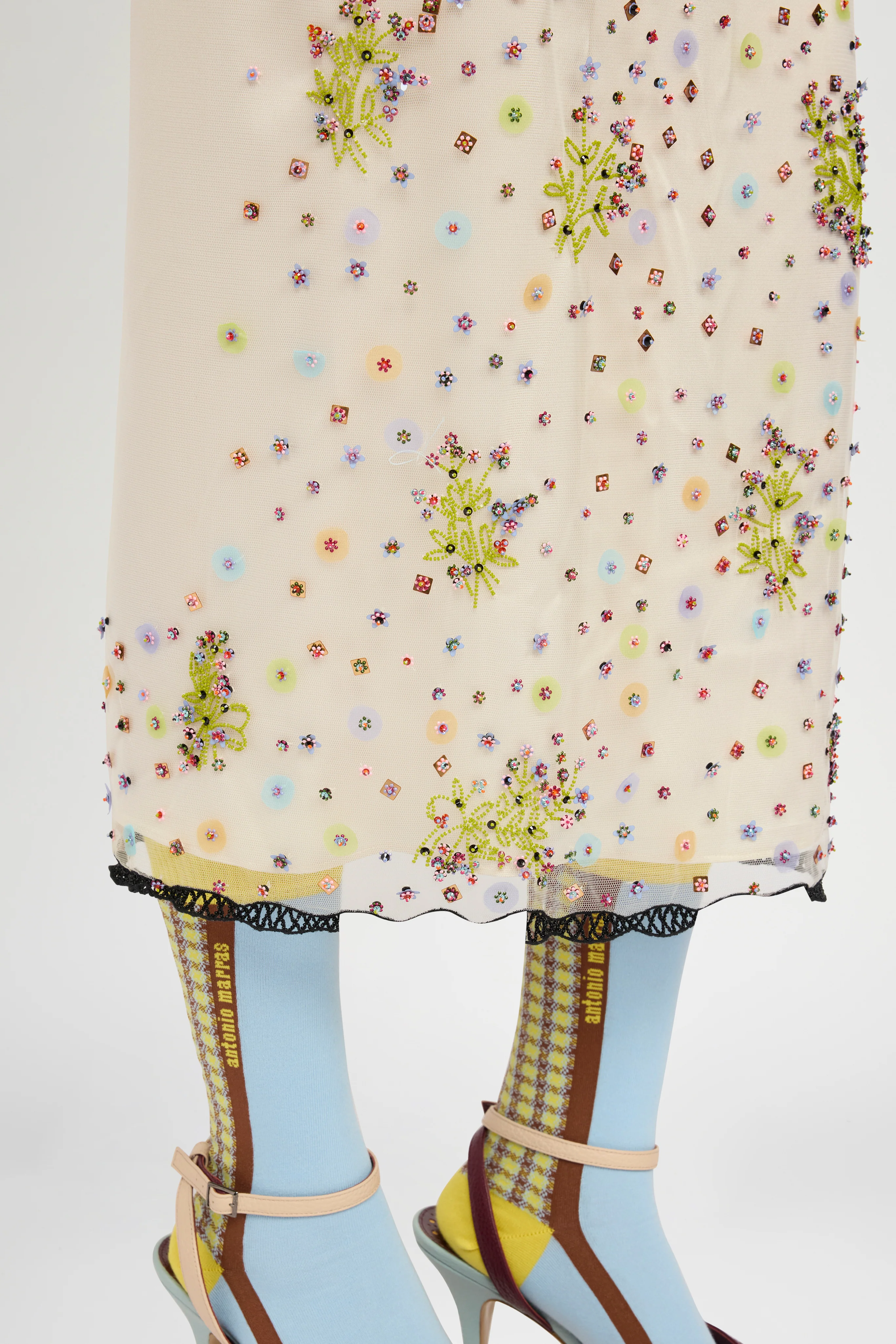Floral Embroidered Pencil Skirt - Image 4