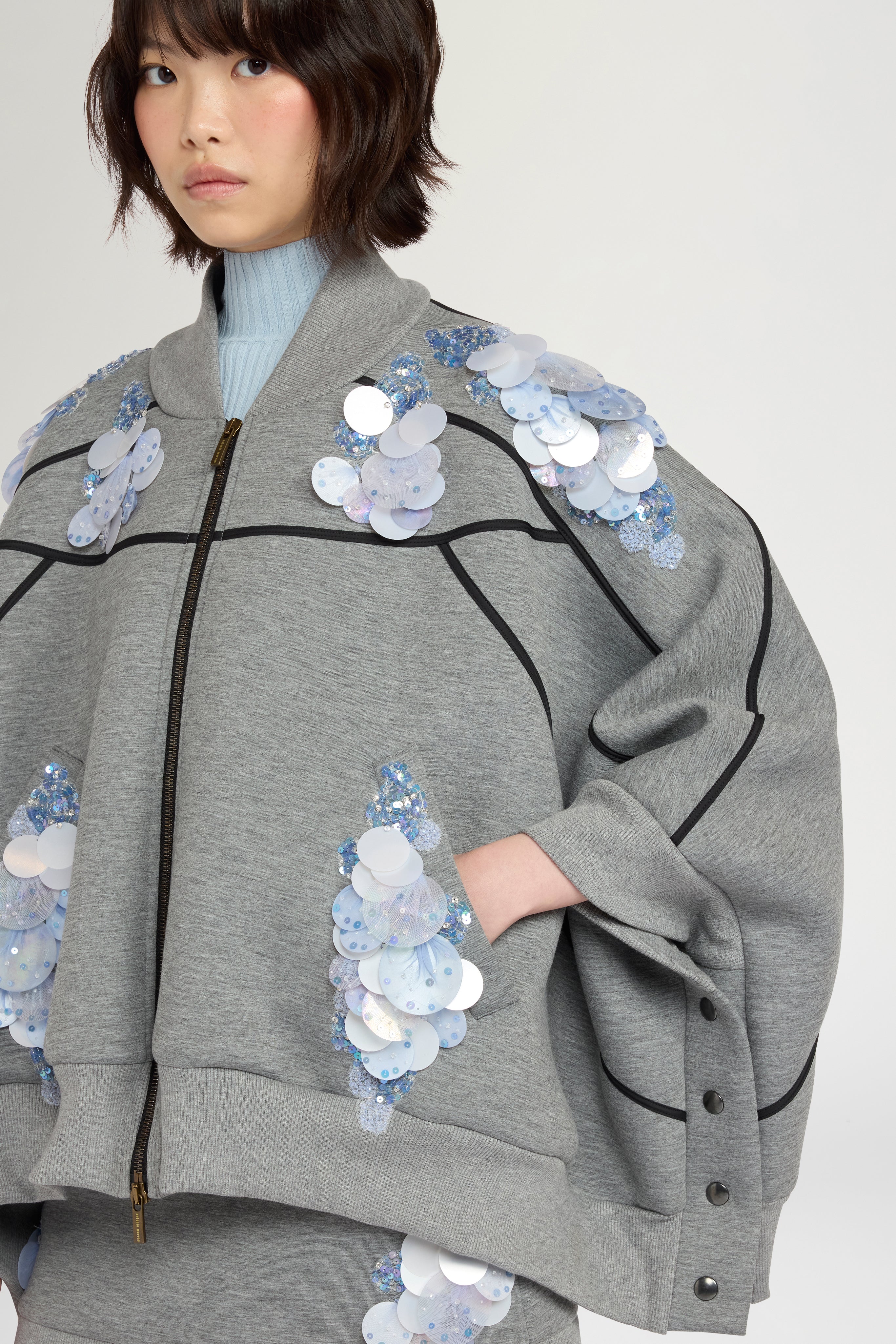 Grey Sequin Floral Sweatshirt - Image 4