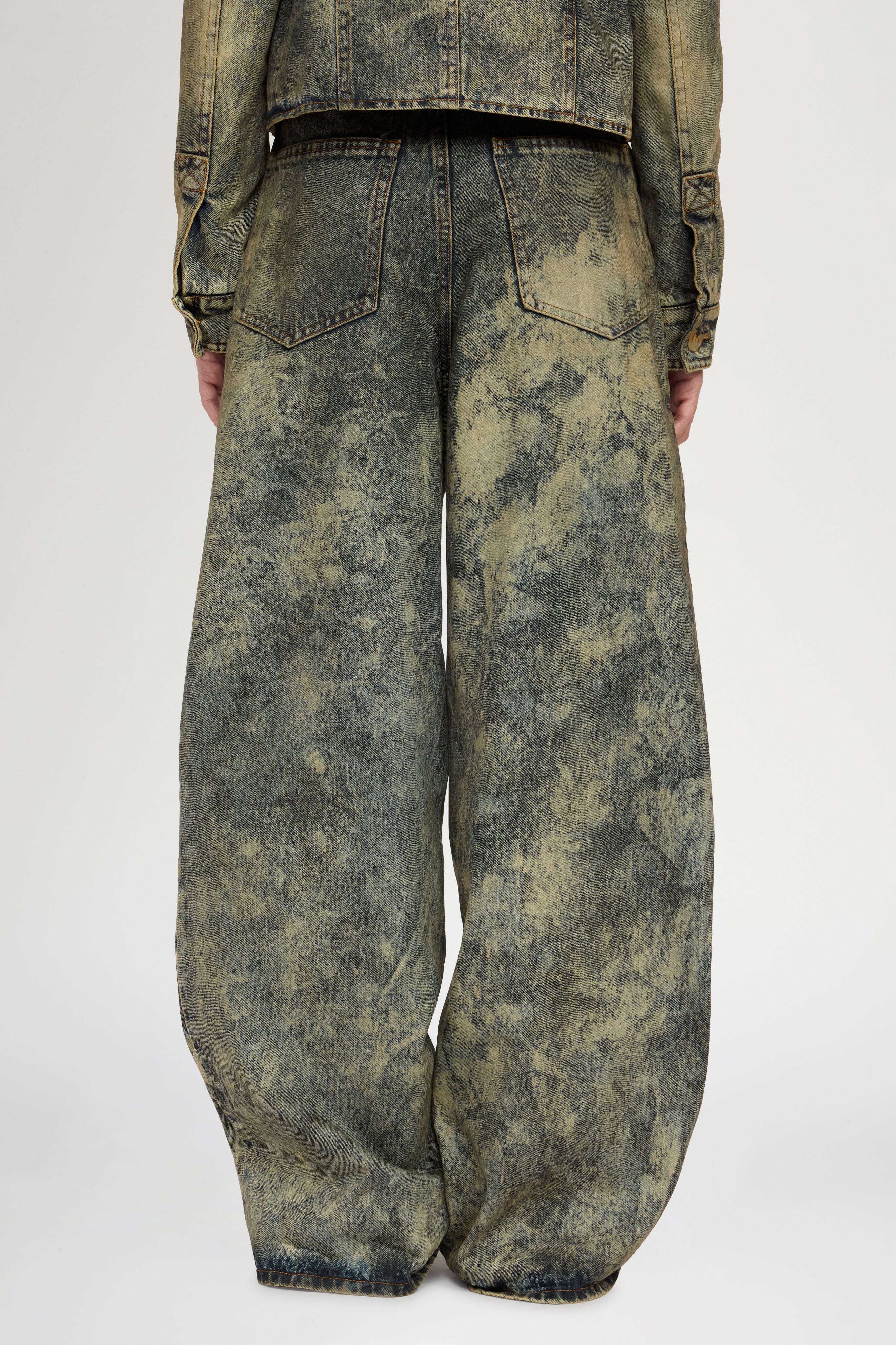 Mid-Rise Straight-Leg Denim Pants - Image 3