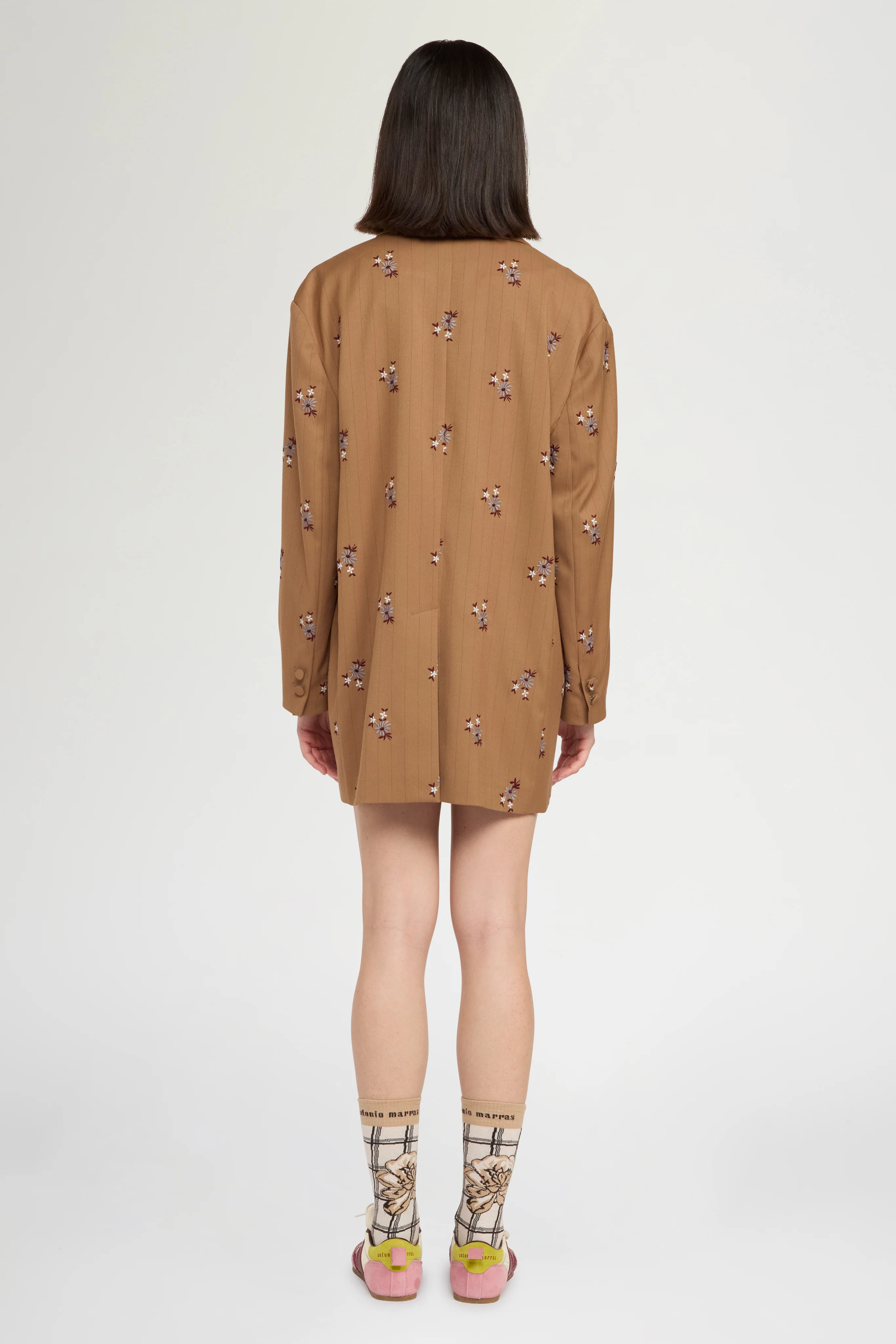Oversized Tailored Blazer with Embroidery - Image 3