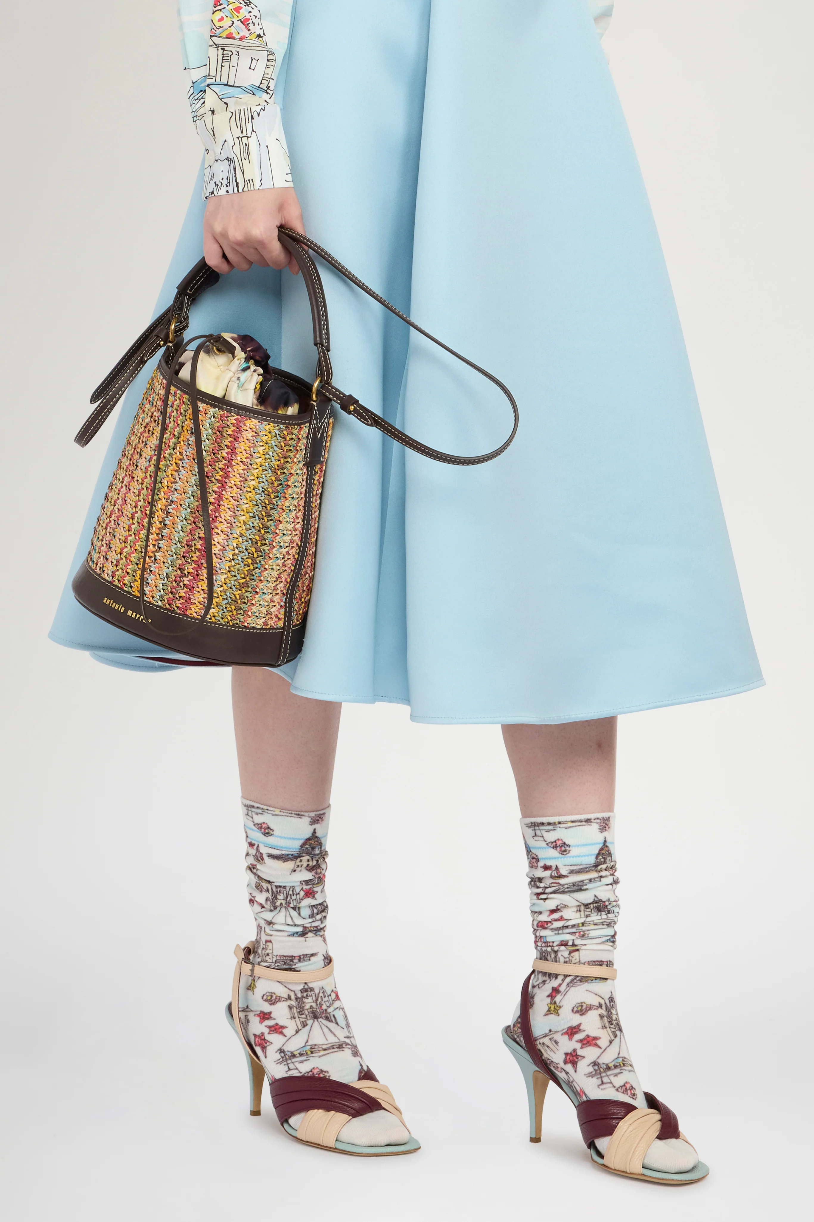 Raffia Bucket Bag - Image 9