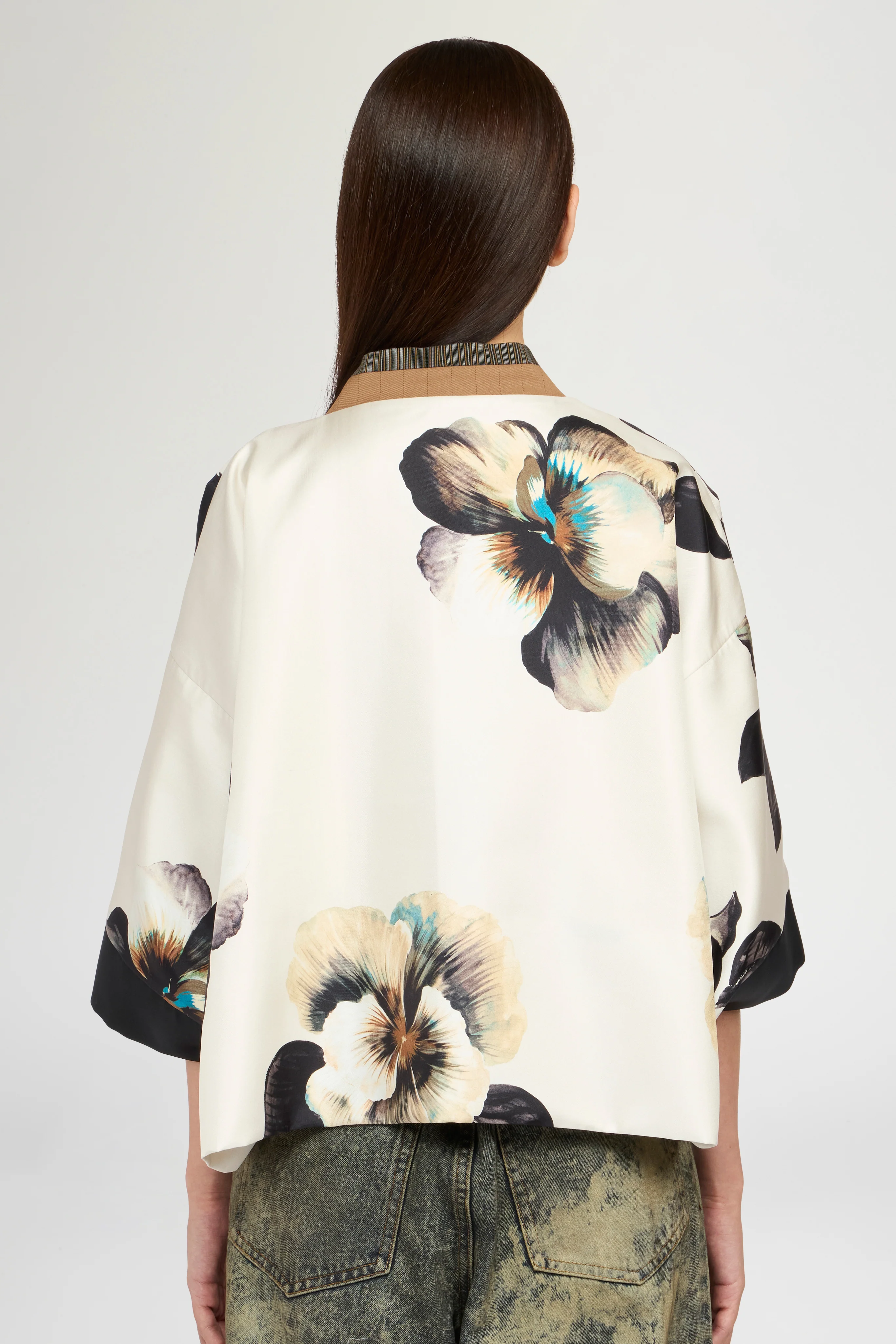 Short Kimono In Silk Twill And Pinstripe - Image 3