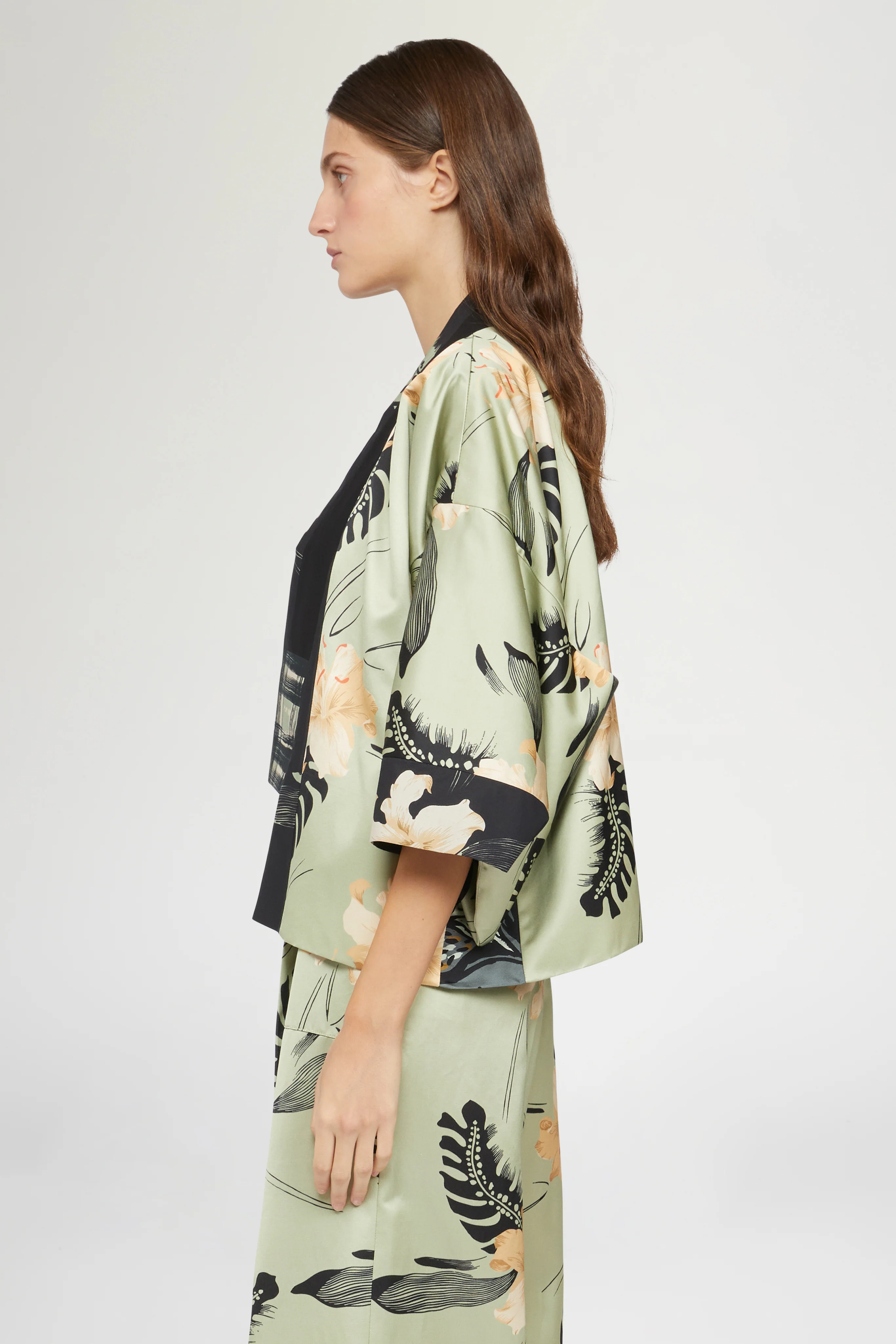 Kimono Ibiscus Print - Image 4