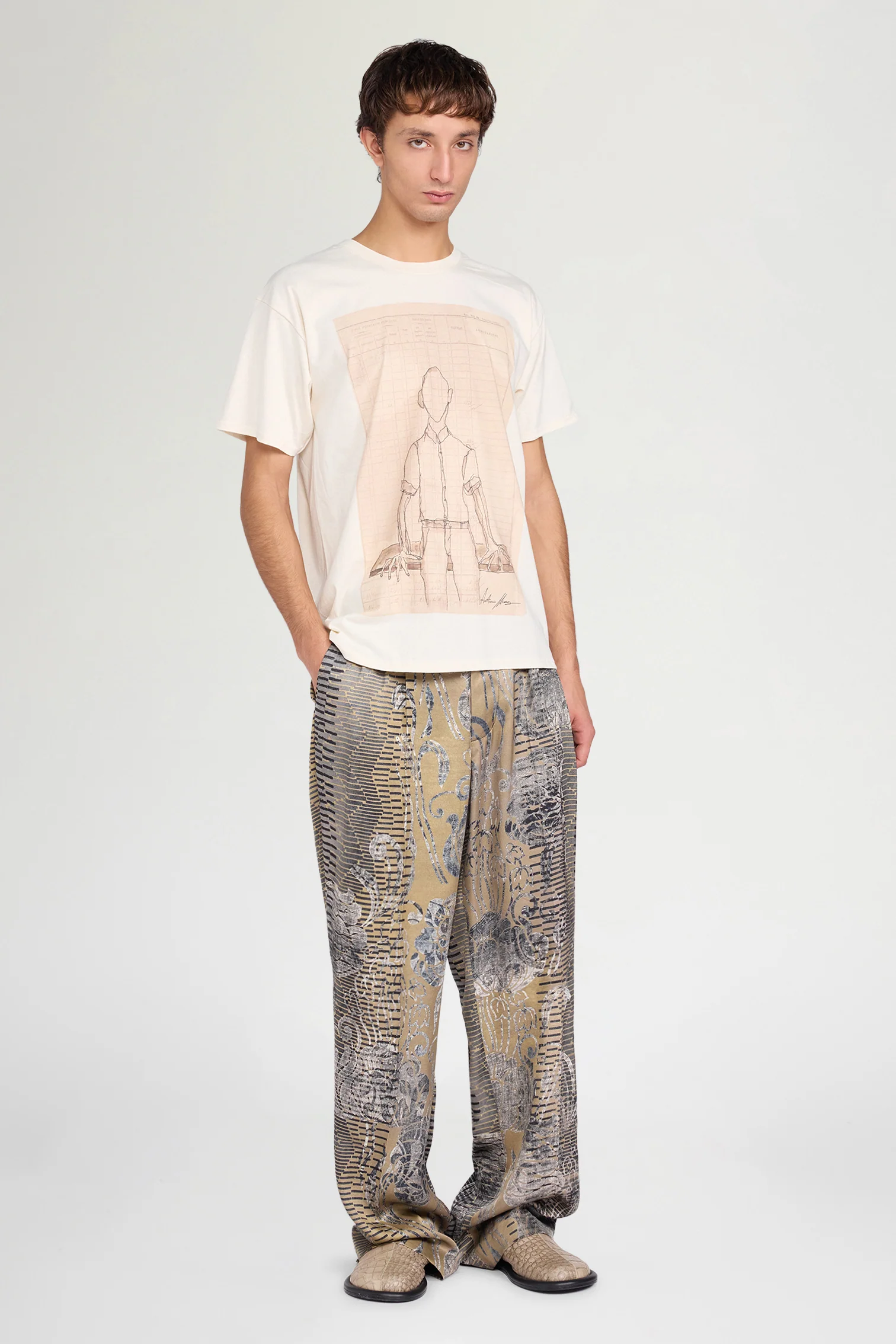 Ivory Sketch Print T-shirt - Image 2