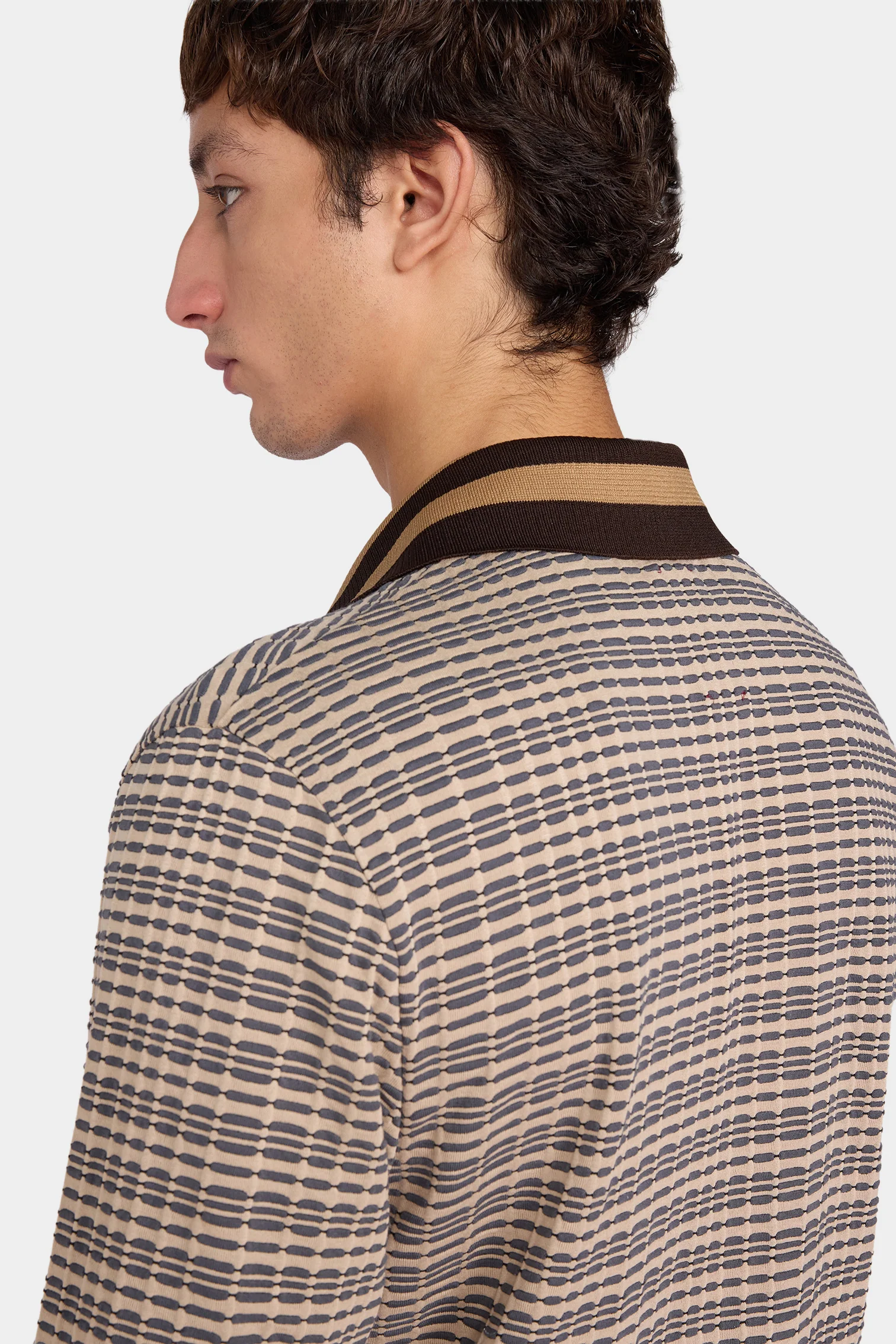 Patterned V-Neck Knit Cardigan - Image 4