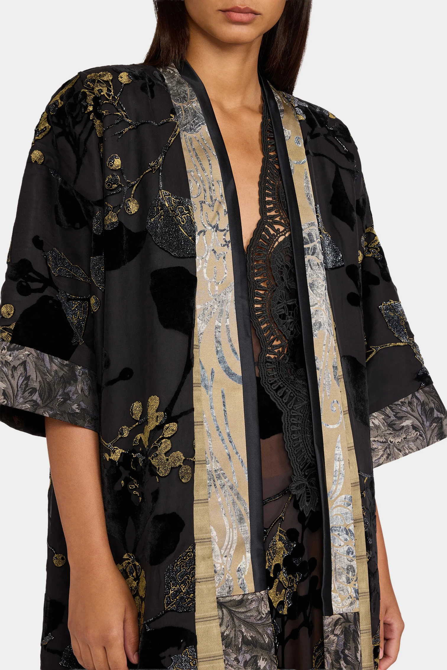 Black and Gold Devoré Kimono - Image 4