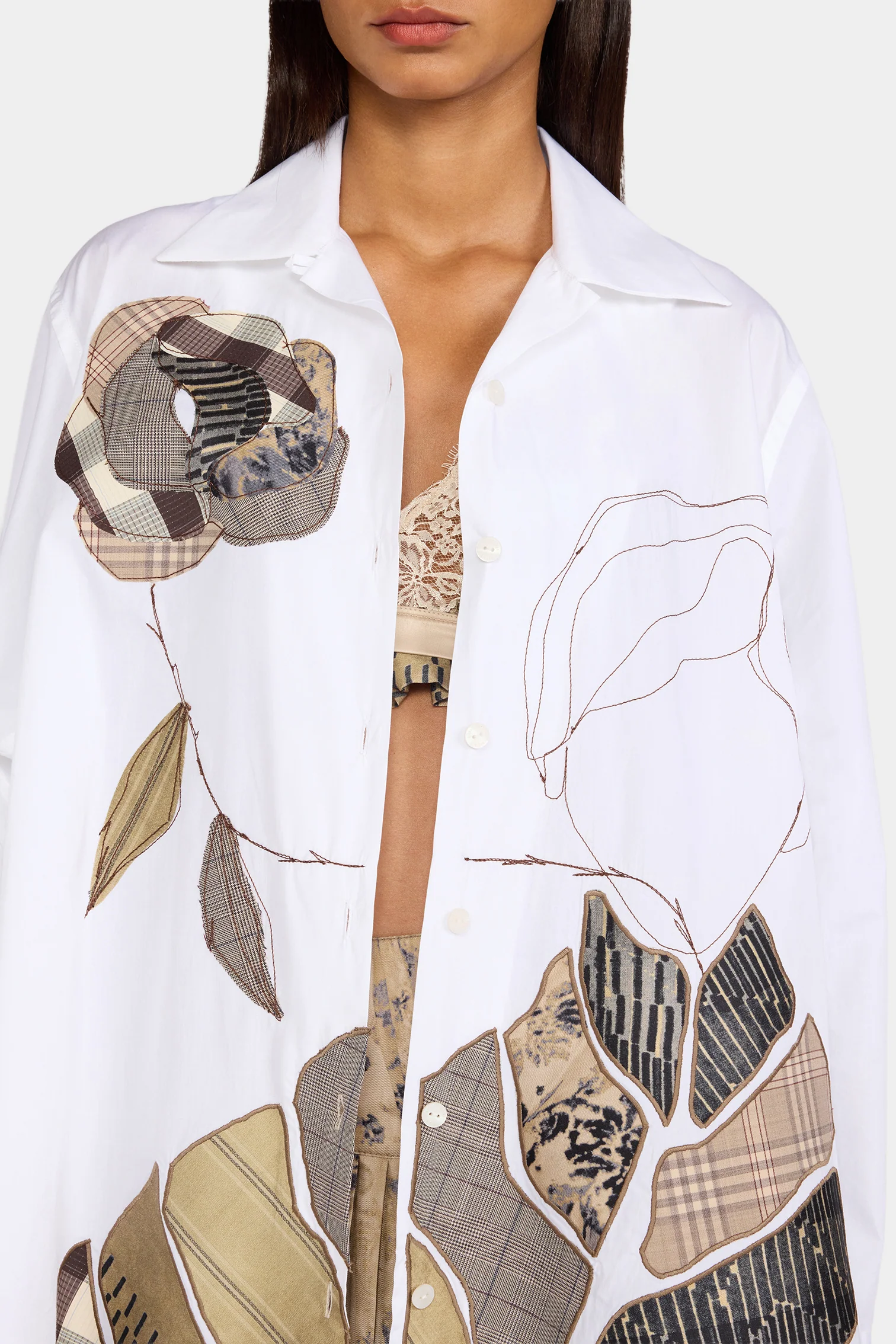 Robespierre with Patchwork Embroidery - Image 4
