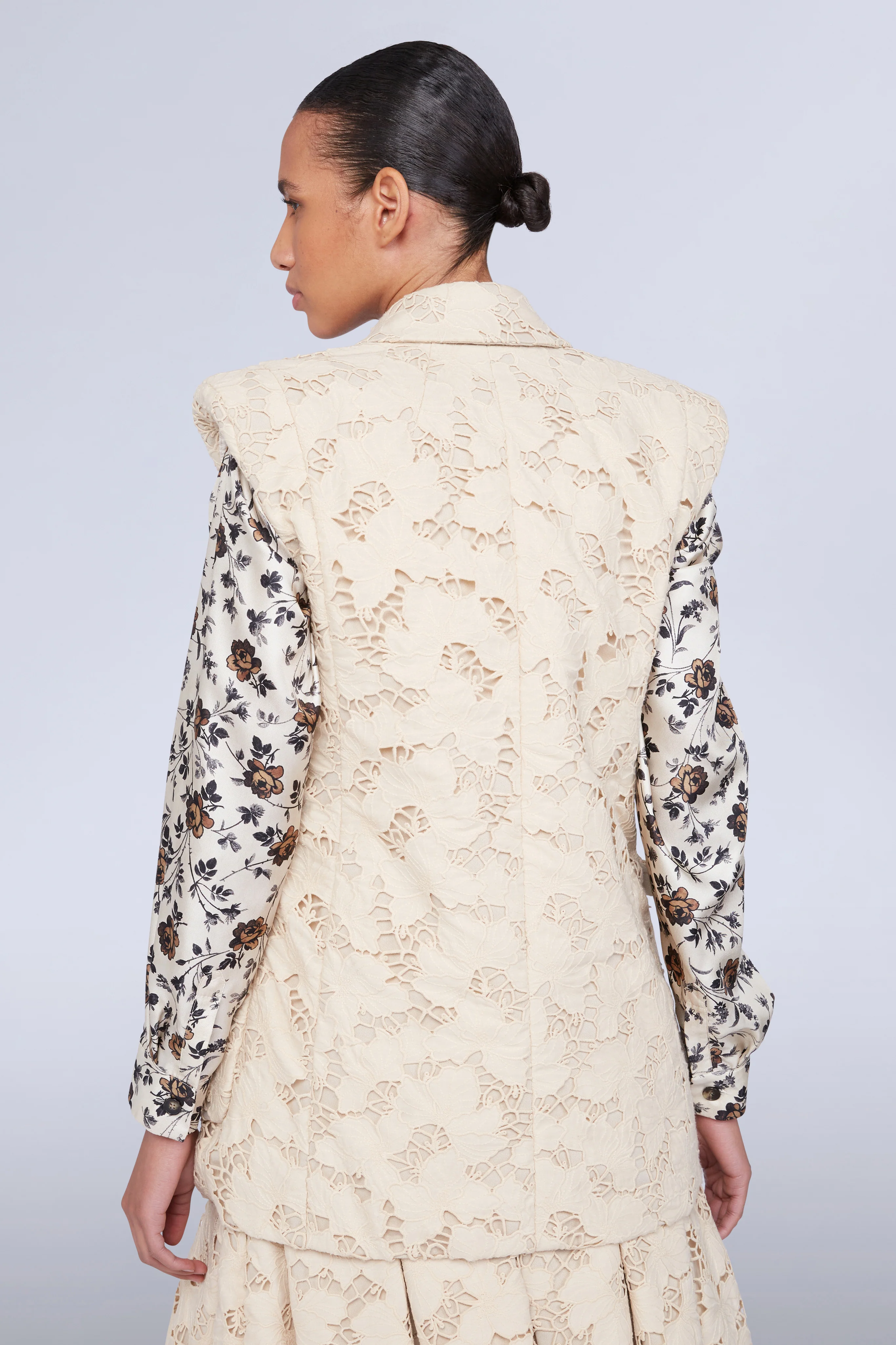 Nira - Image 4