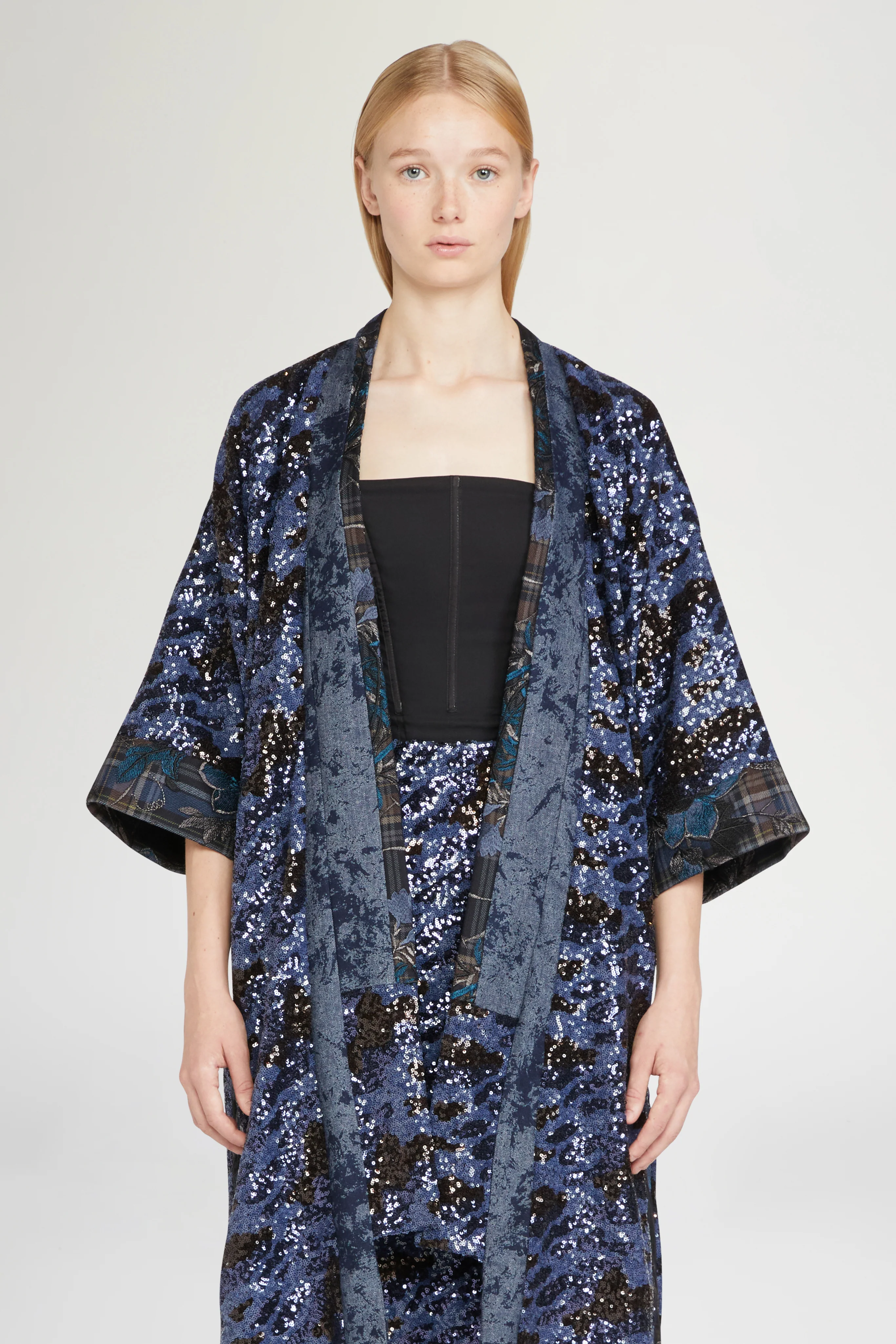 Alya - Image 2