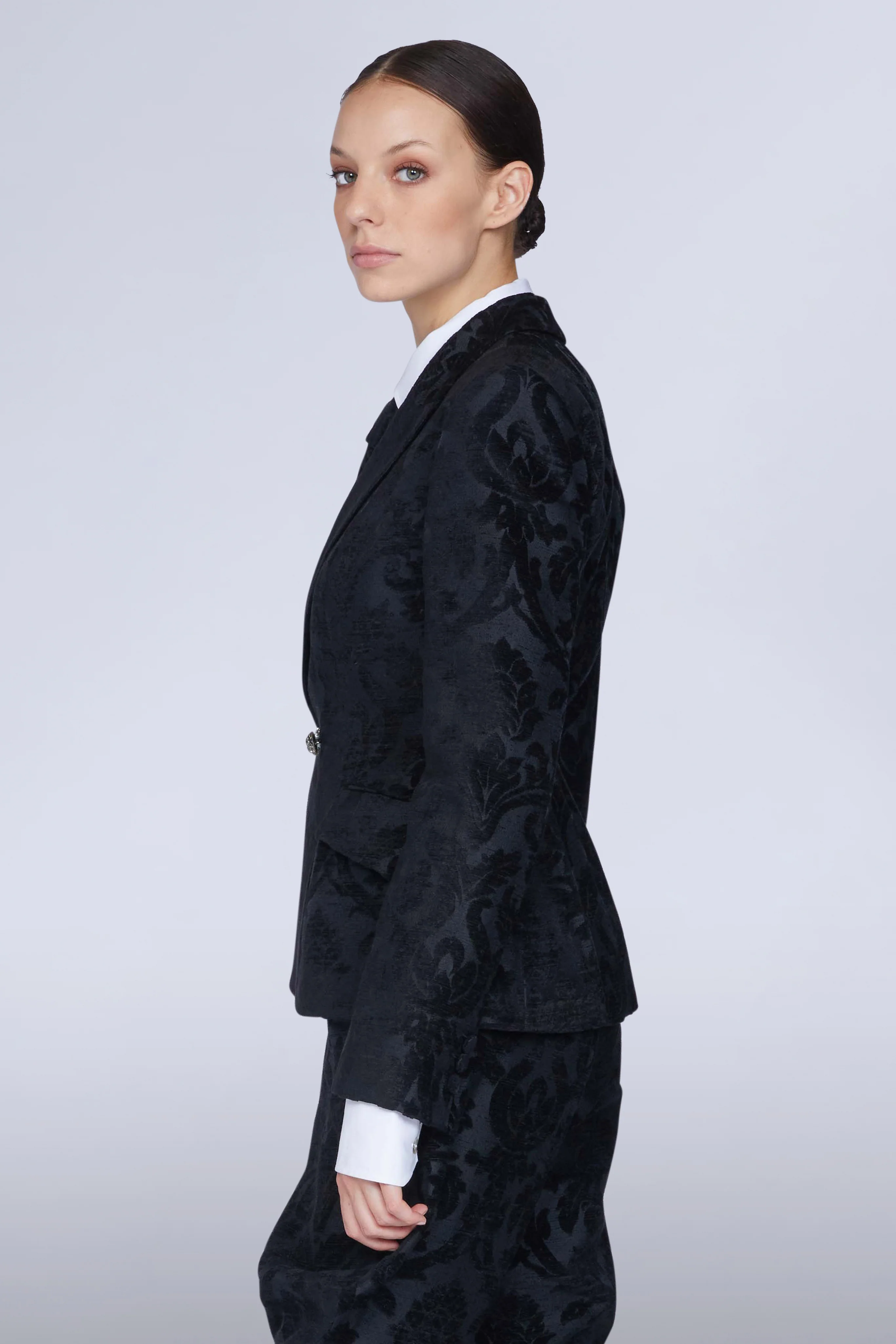 Nobel - Image 3