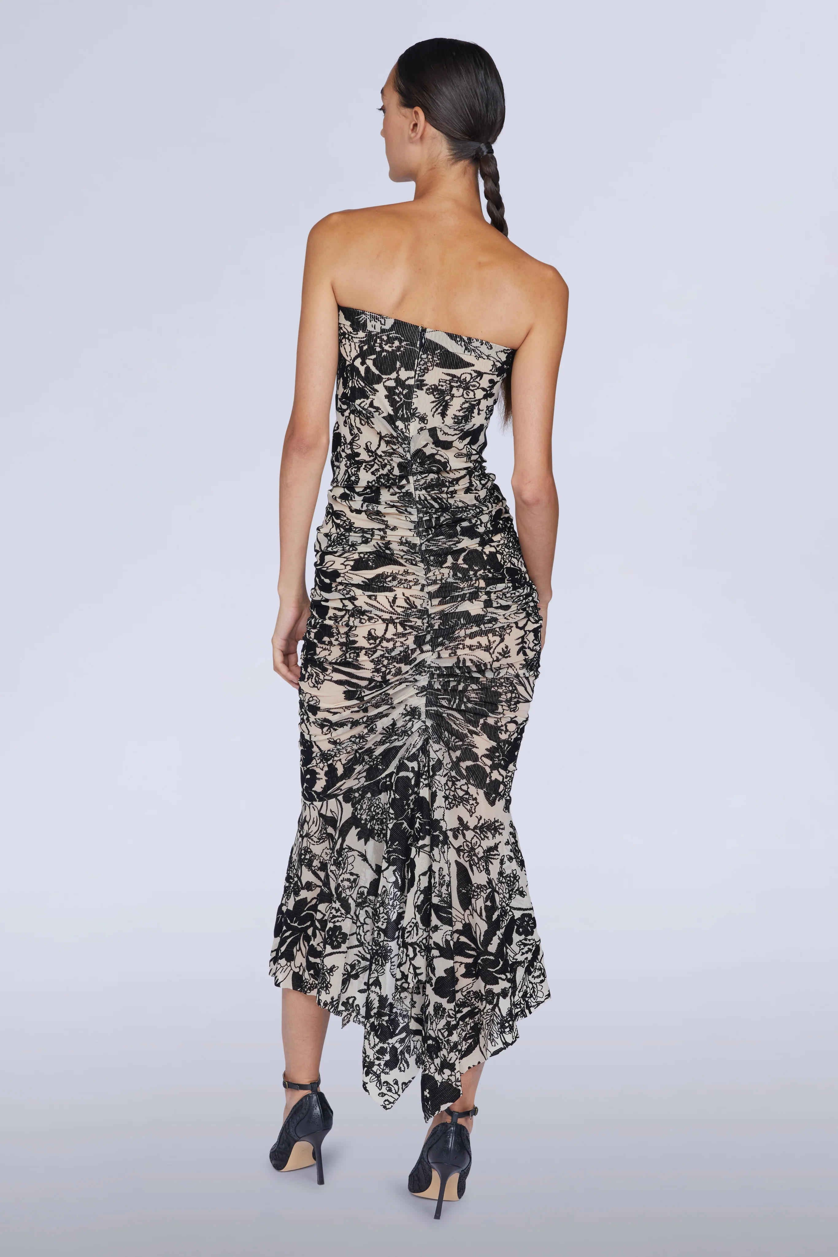 Ruth - Image 5